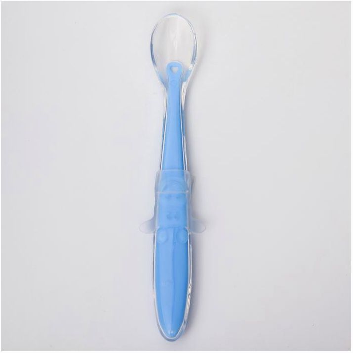 № 4768003 Ложка силиконовая детская «Жирафик», цвет голубой