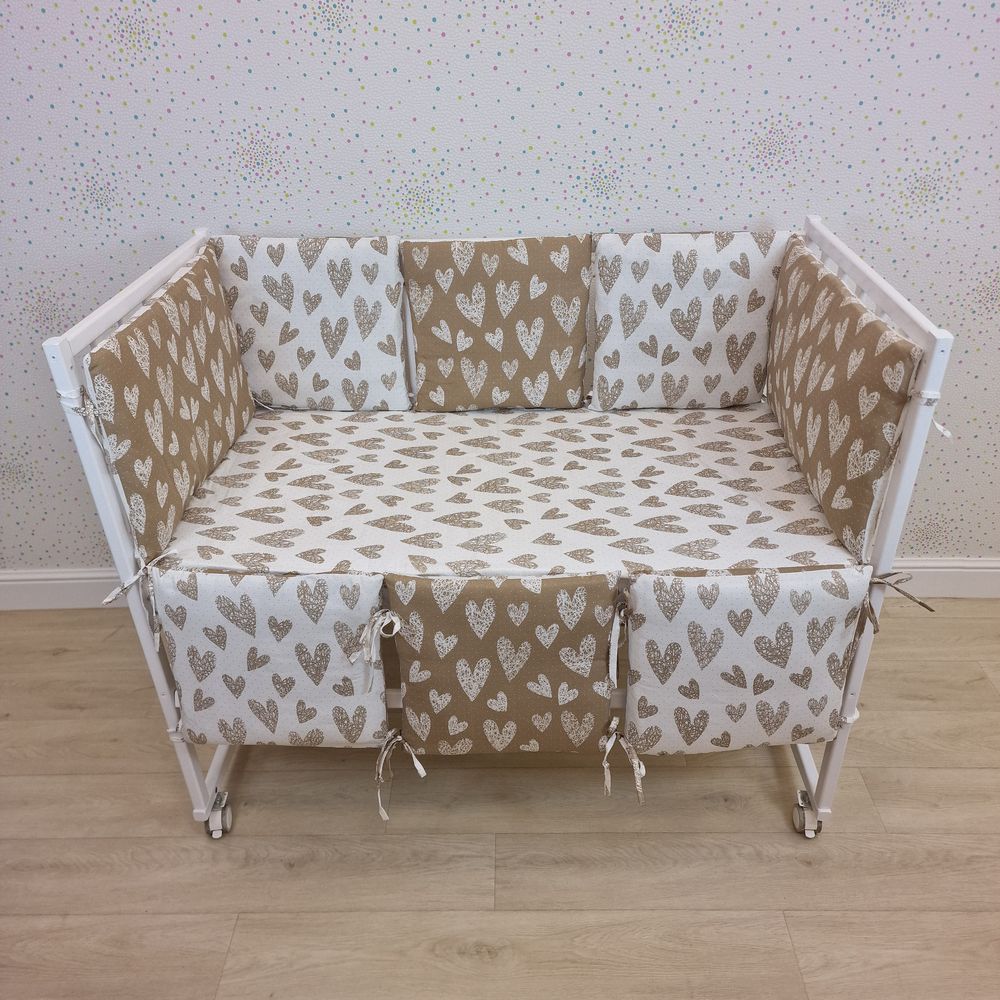 Бортик из 8 (6кв+2пр) подушек по всему периметру кроватки (бязь + синтепон) артикул анонс 949_31