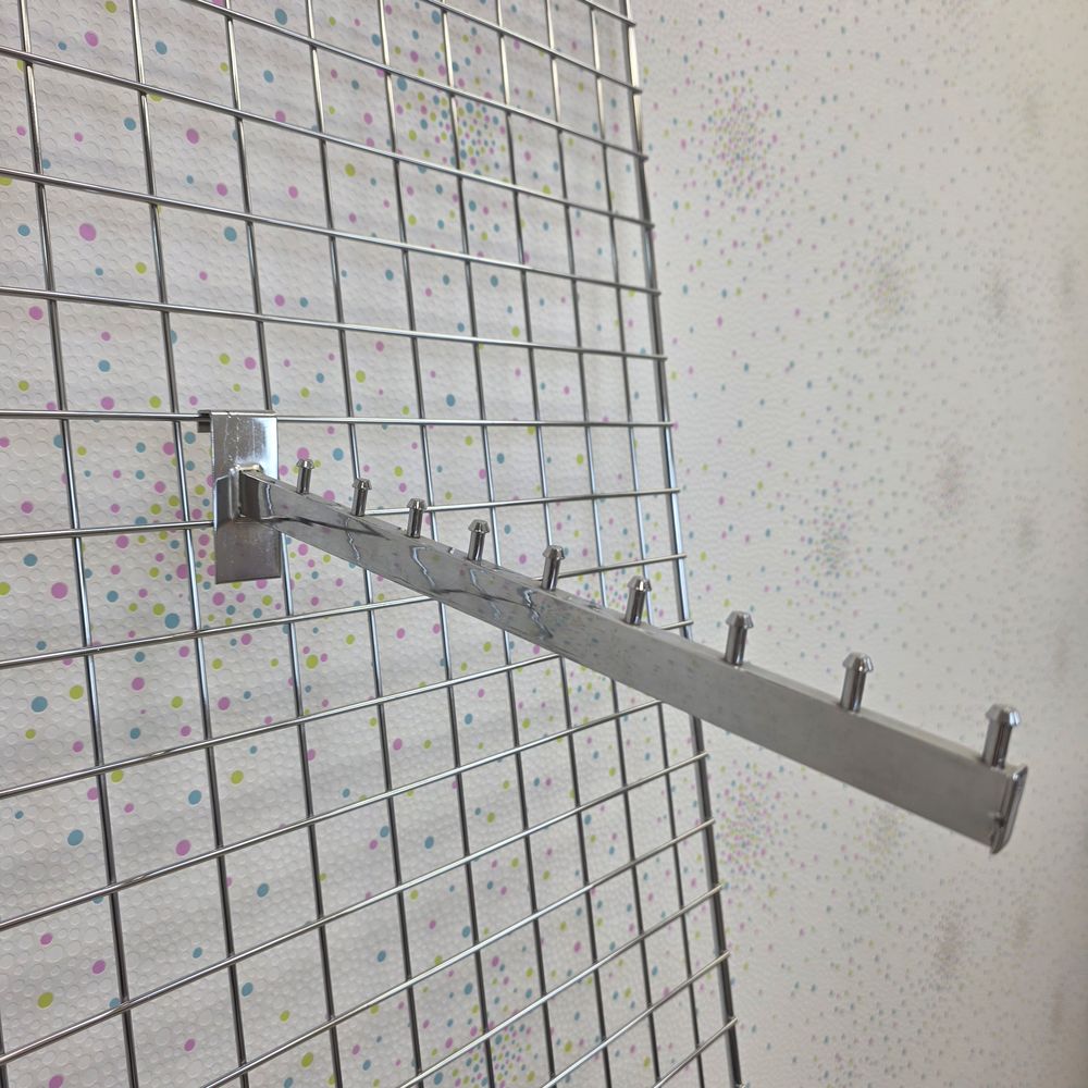 Крючок (кронштейн) на торговую решетку (длина 35 см/8 штырьков) хром артикул анонс Кр-8-35