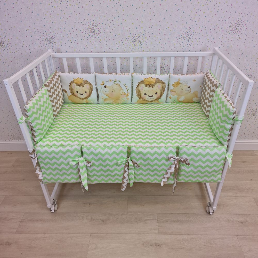 Картинка Бортик "принт" из 4+8 подушек по всему периметру кроватки (бязь/сатин + синтепон) (№П109_4а8) цвета в ассортименте от магазина Мир детей Товары для Новорожденных