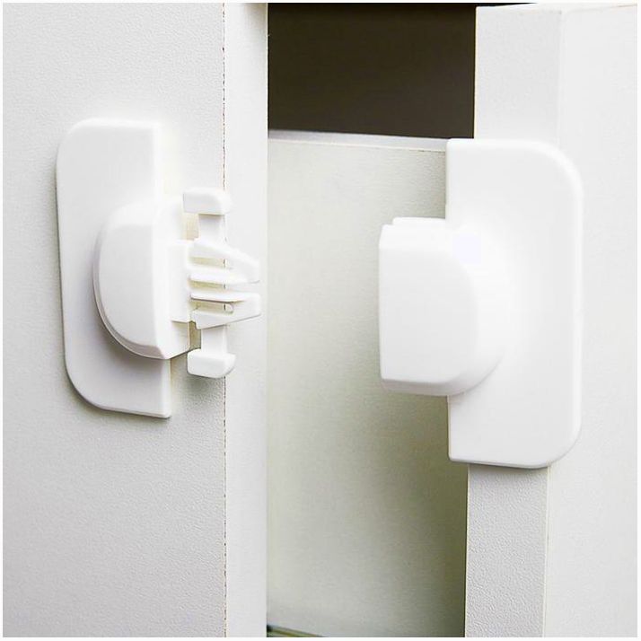 Картинка Блокиратор двери и створок шкафов (№2296099) от магазина Мир детей Товары для Новорожденных