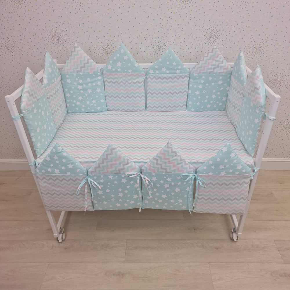 Бортик из 12 подушек по всему периметру кроватки (бязь + синтепон) 