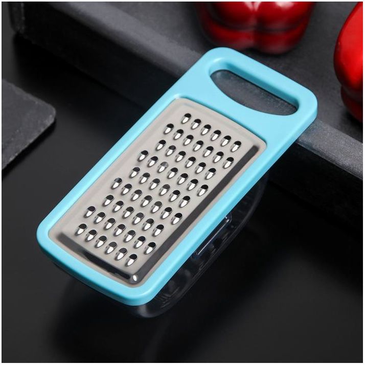 Тёрка с контейнером для детского питания Доляна «Алиса», 13?6?4 см, АБС-пластик, цвет МИКС артикул анонс 3945477