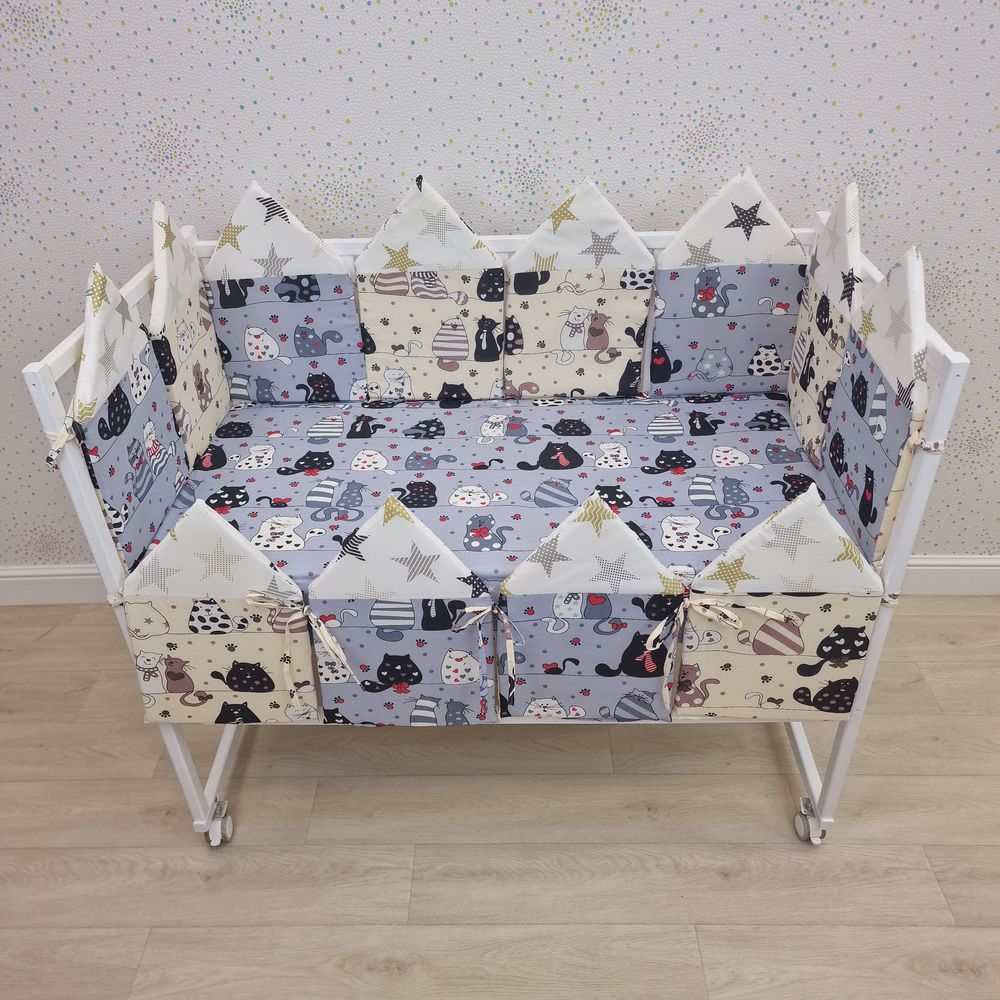 Бортик из 12 подушек по всему периметру кроватки (бязь + пенополиуретан) 