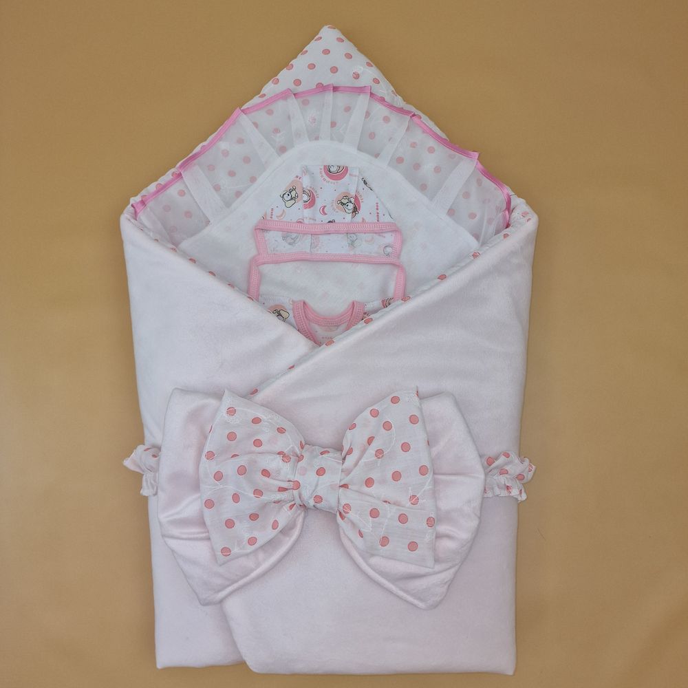Комплект на выписку 6 пр: одеяло+уголок+распашонка+пеленка+чепчик+бант артикул анонс 1889в-0-2_о_17