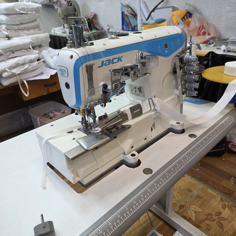 Картинка Плоскошовочная машина 5 нитей (№ПлоскоШов2) от магазина Мир детей Товары для Новорожденных