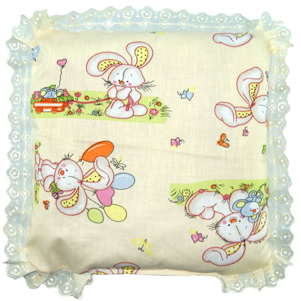 Картинка Подушка с кружевами (бязь) (синтепон 600 гр/кв.м) (№209к) цвета в ассортименте от магазина Мир детей Товары для Новорожденных