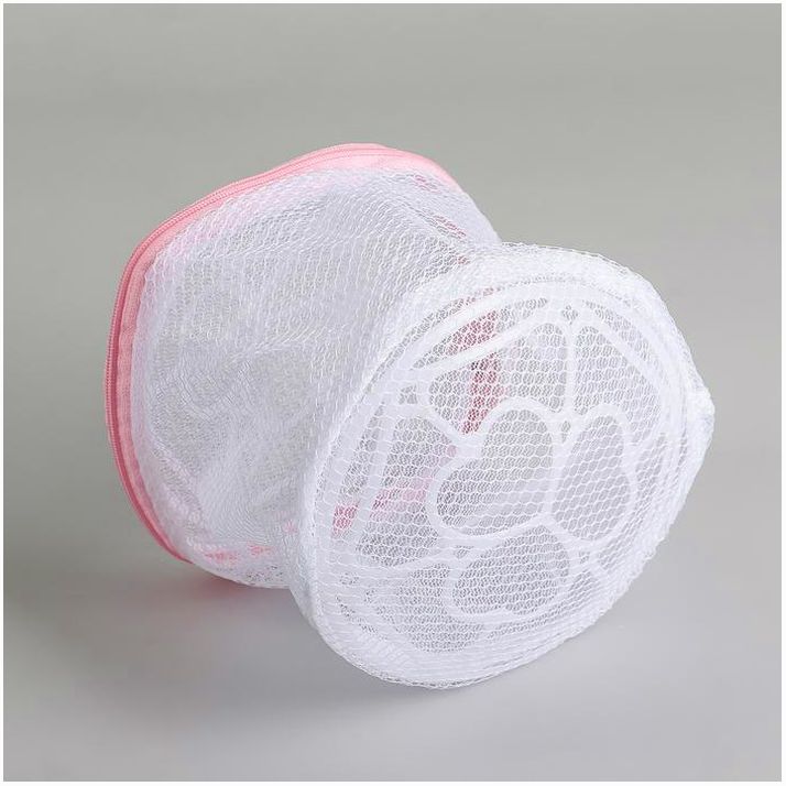 Картинка Мешок для стирки белья с диском Доляна, 15?15 см, мелкая сетка, цвет белый (№2364673) от магазина Мир детей Товары для Новорожденных