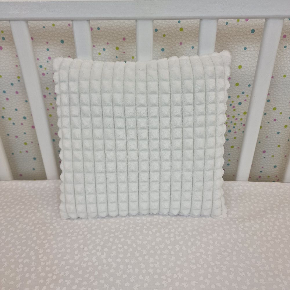 Подушка (плюш/бязь) (синтепон 600 гр/кв.м) артикул анонс 190_04