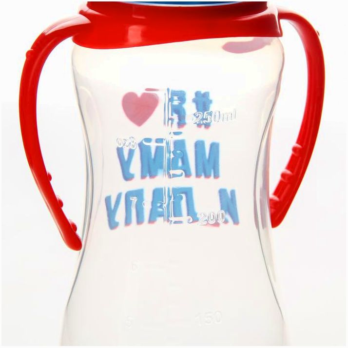 Картинка Бутылочка «Люблю маму и папу», классическое горло, 250 мл., от 0 мес., приталенная, с ручками (№7987844) от магазина Мир детей Товары для Новорожденных