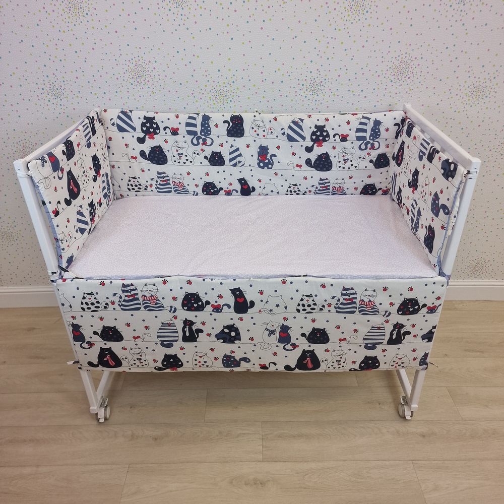 № 982 Бортик из 4 (2дл+2пр) подушек по всему периметру кроватки (бязь + синтепон)