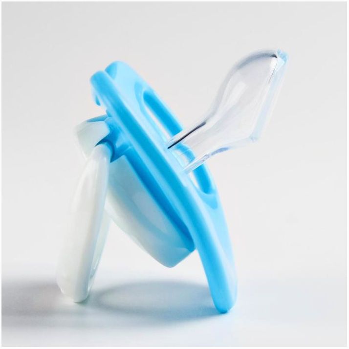 № 4591100 Пустышка от 4 мес., с колпачком, ортодонтическая, цвет голубой