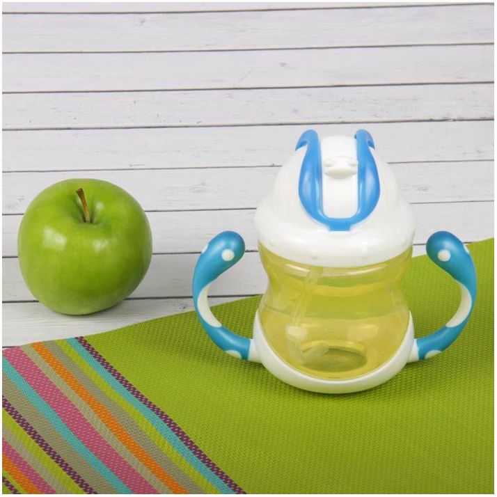 Поильник с трубочкой, 240 мл, от 9 мес., цвета МИКС артикул анонс 2315338