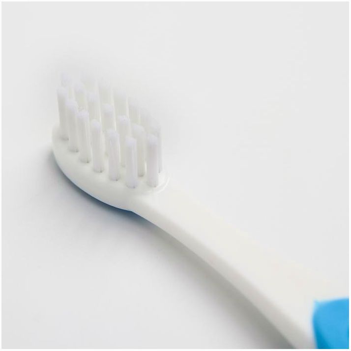 Картинка Зубная щётка детская, от 18 мес., цвет синий (№2825426) от магазина Мир детей Товары для Новорожденных