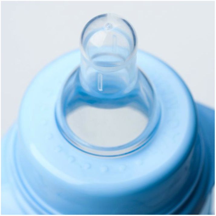 Картинка Бутылочка для кормления «Малыши» 250 мл, цвет МИКС, подарочная упаковка, с ручками (№4949249) от магазина Мир детей Товары для Новорожденных