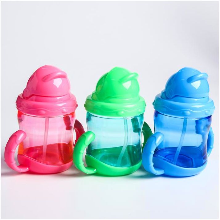 Поильник с силиконовой трубочкой, 200 мл., с ручками, цвет МИКС артикул анонс 4611378