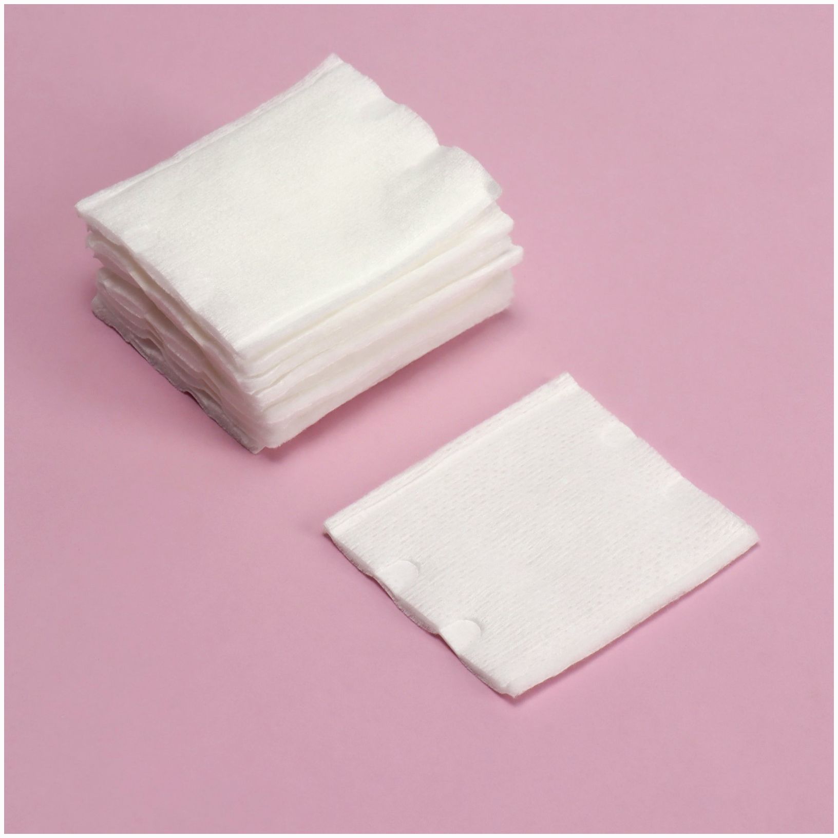 Картинка Дорожный набор, 4 предмета, шапочка, щётка, мыло 18 (+/- 2) листов, ватные диски 10 штук (№9103680) от магазина Мир детей Товары для Новорожденных