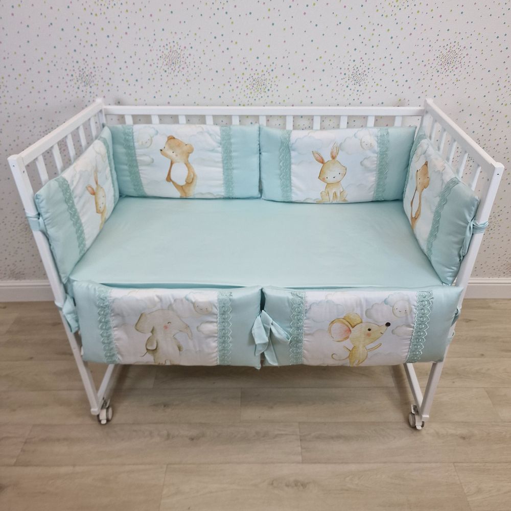 Картинка Бортик "принт" из 6 подушек по всему периметру кроватки (бязь/сатин + синтепон) (№П107) цвета в ассортименте от магазина Мир детей Товары для Новорожденных