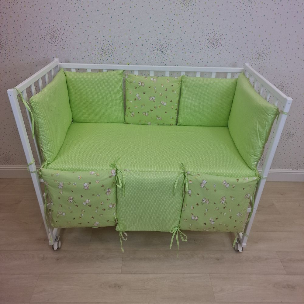 Бортик из 8 (6кв+2пр) подушек по всему периметру кроватки (бязь + синтепон) артикул анонс 949_13