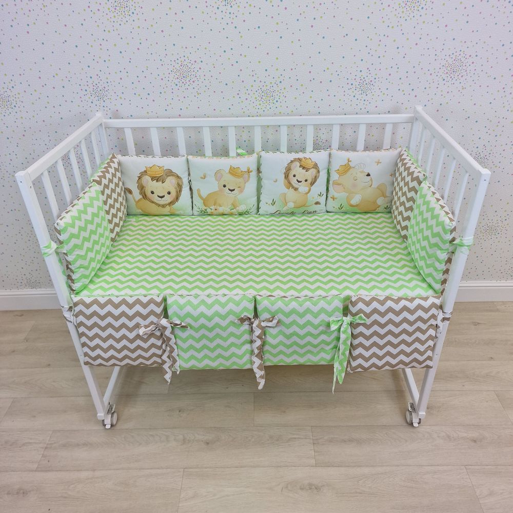 Картинка Бортик "принт" из 4+8 подушек по всему периметру кроватки (бязь/сатин + синтепон) (№П109_4а8) цвета в ассортименте от магазина Мир детей Товары для Новорожденных