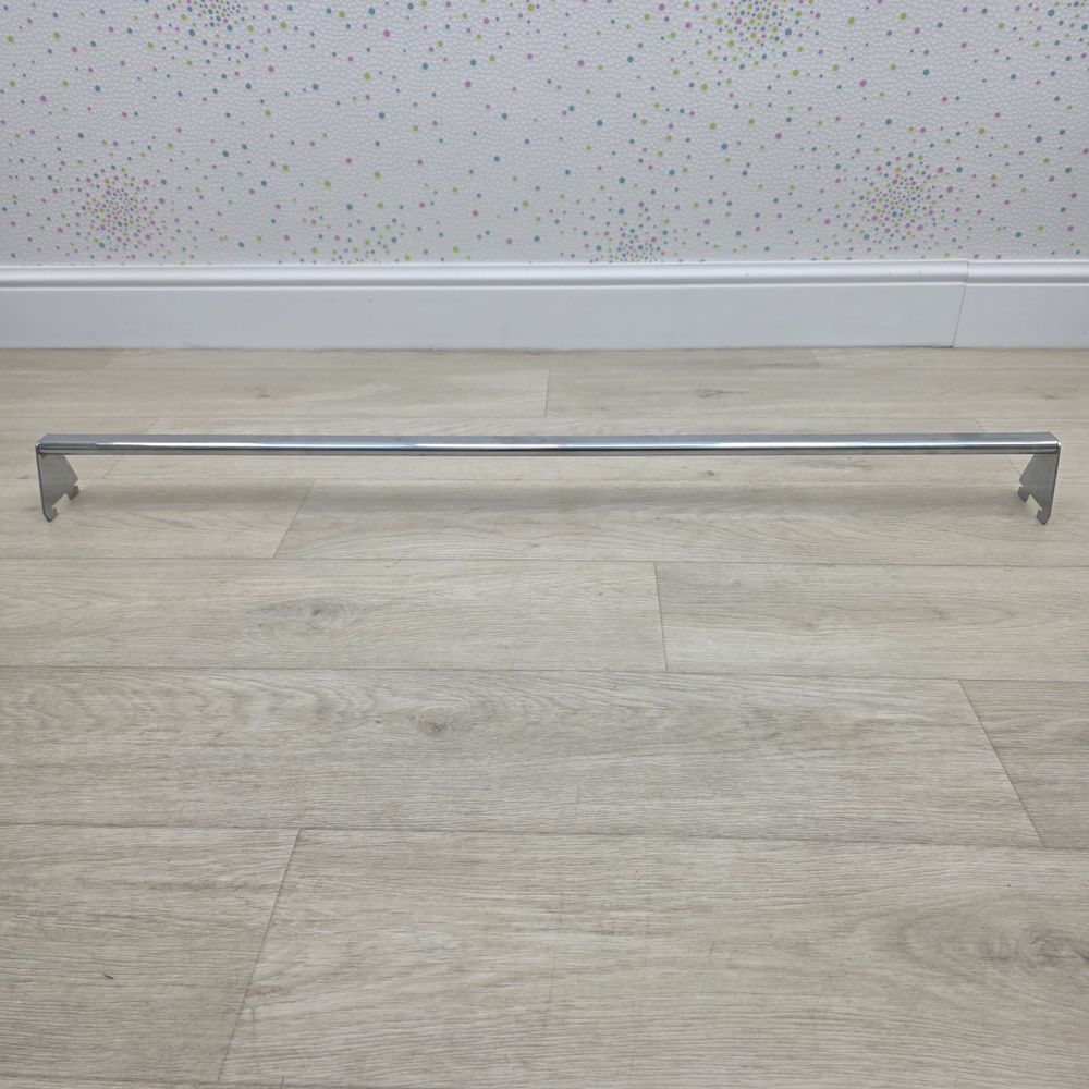 Картинка Вешало торговое  на стеллаж водолей (длина 1 м) под крючки (№Пвеш2) от магазина Мир детей Товары для Новорожденных