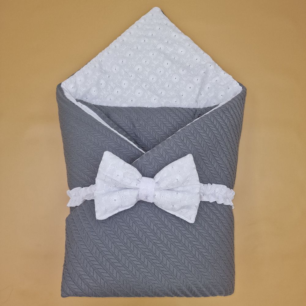Комплект на выписку 2 пр: одеяло+бант (вязанка+бязь) артикул анонс 1876вз-1-1_м