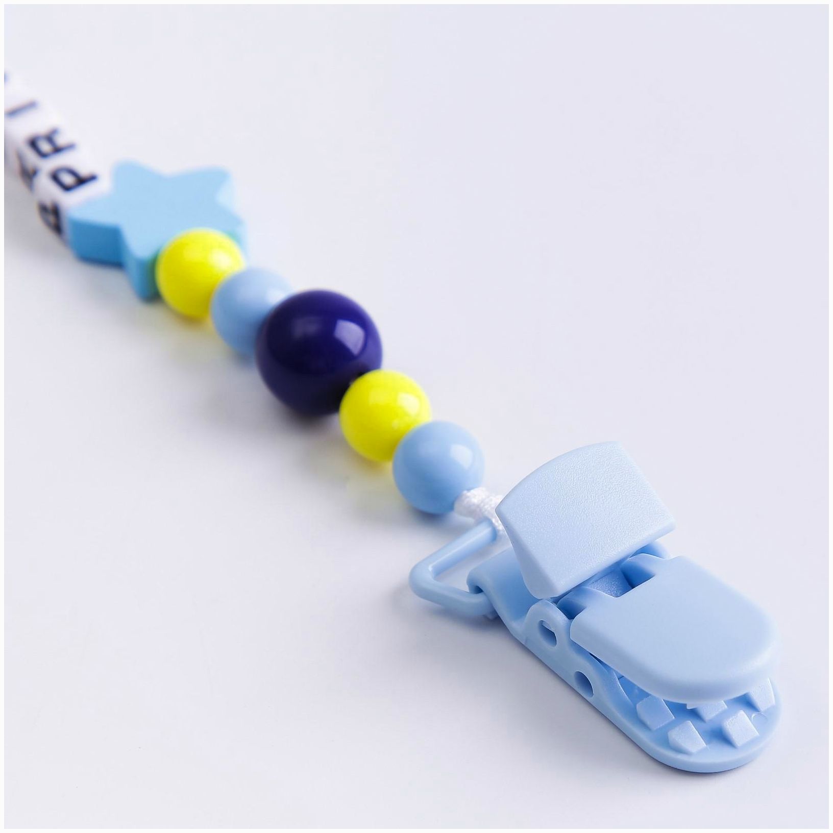 Картинка Держатель - игрушка для соски - пустышки Prince (№6779177) от магазина Мир детей Товары для Новорожденных