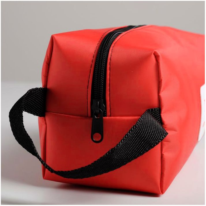 Картинка Аптечка дорожная, 23,5х10х11,5 см, цвет красный (№5376783) от магазина Мир детей Товары для Новорожденных