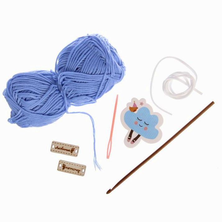 № 1822620 Костюмы для новорожденных «Башмачки моего сыночка», набор для вязания, 14 ? 10 ? 2,5 см