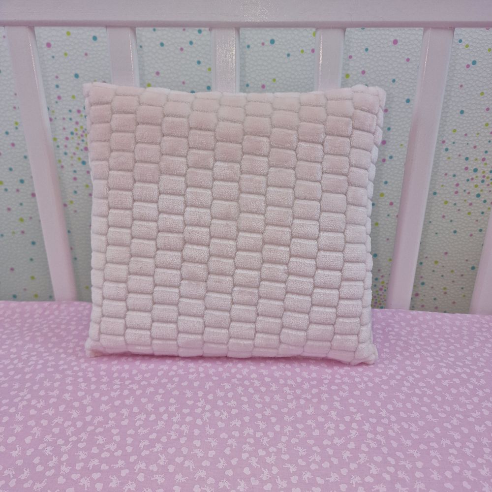 Подушка (плюш/бязь) (синтепон 600 гр/кв.м) артикул анонс 190