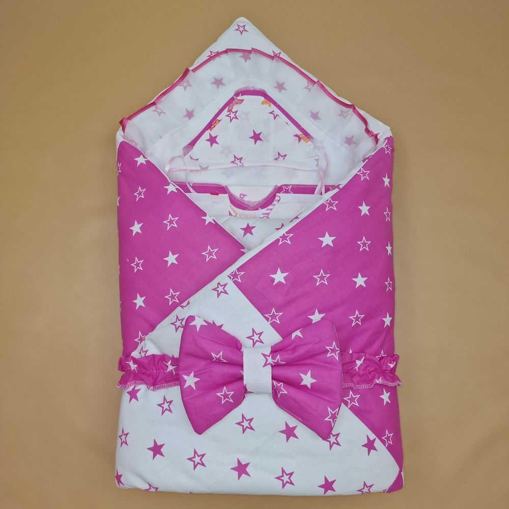 Комплект на выписку 12 пр: одеяло+пододеяльник+уголок+2 пеленки+3 распашонки+3 чепчика+бант артикул анонс 1879б-2-2_о_05