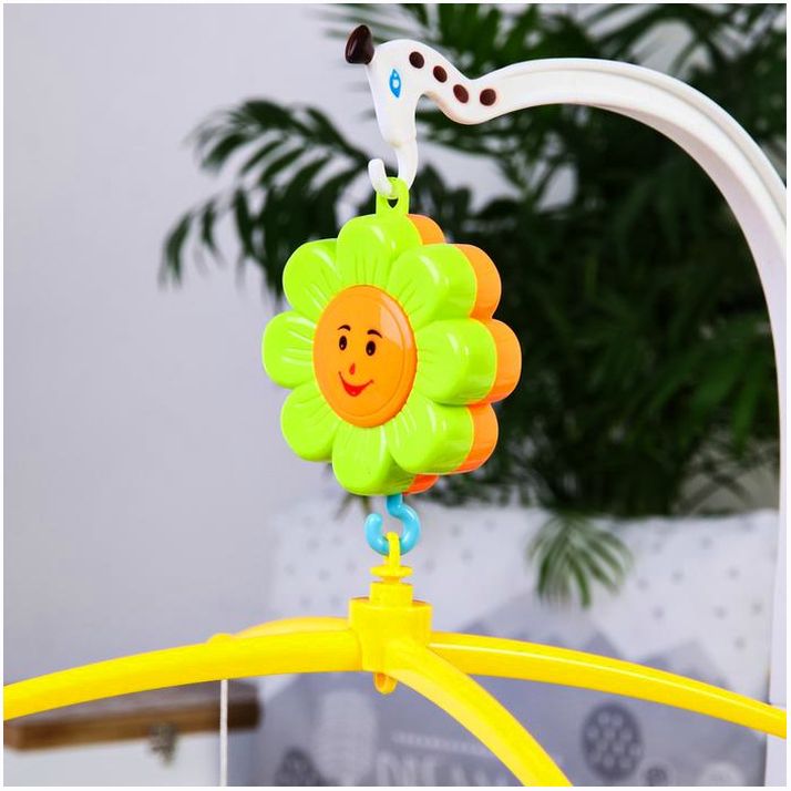 Картинка Мобиль музыкальный «Друзья», заводной, цвет МИКС (№684196) от магазина Мир детей Товары для Новорожденных