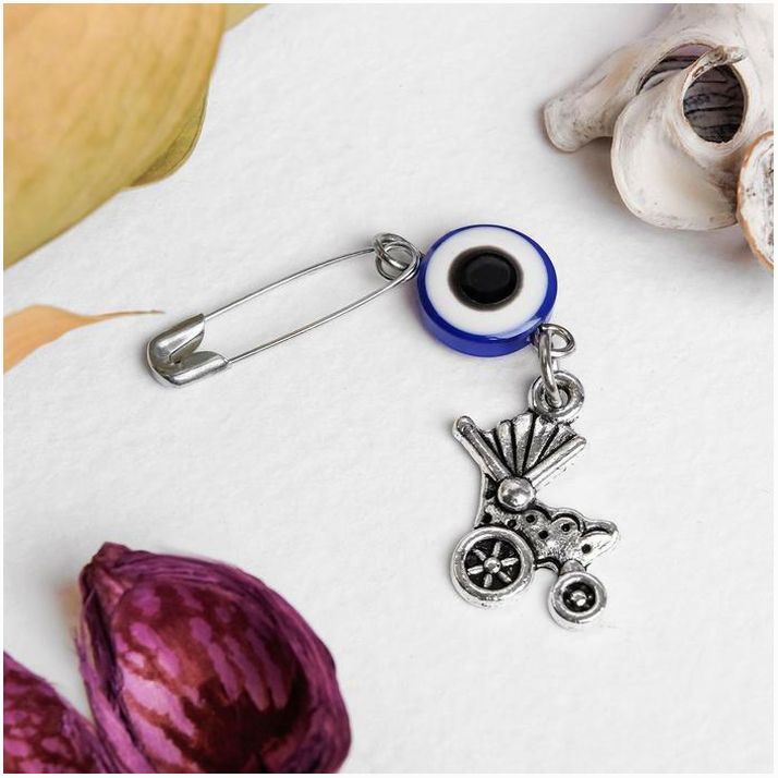 № 2545593 Булавка-оберег «Для детей», коляска, 2,2 см, цвет синий в серебре