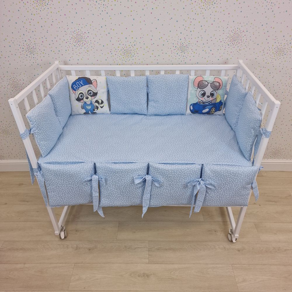 Картинка Бортик "купон" из 2+10 подушек по всему периметру кроватки (бязь/перкаль + синтепон) (№К109_2а10) цвета в ассортименте от магазина Мир детей Товары для Новорожденных