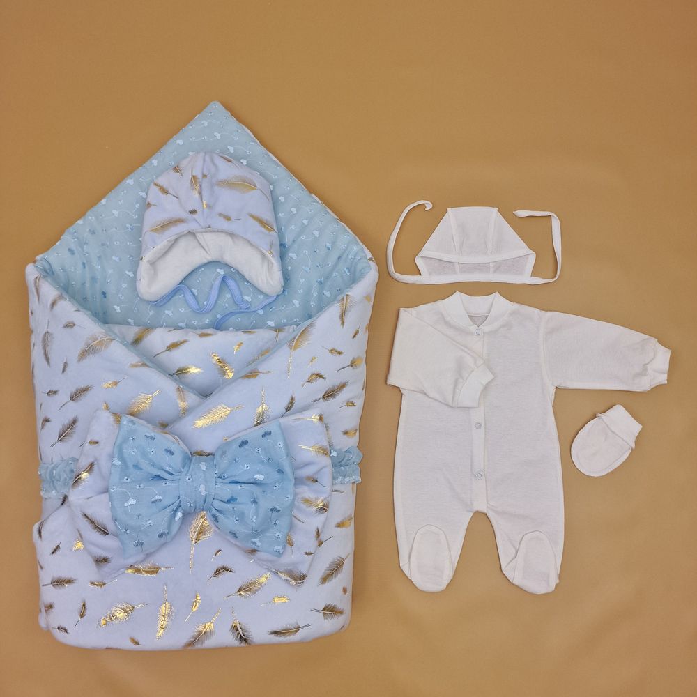 Комплект на выписку 6 пр: одеяло+комбинезон+шапочка+чепчик+рукавички+бант артикул анонс 1886в-0-1_о_18