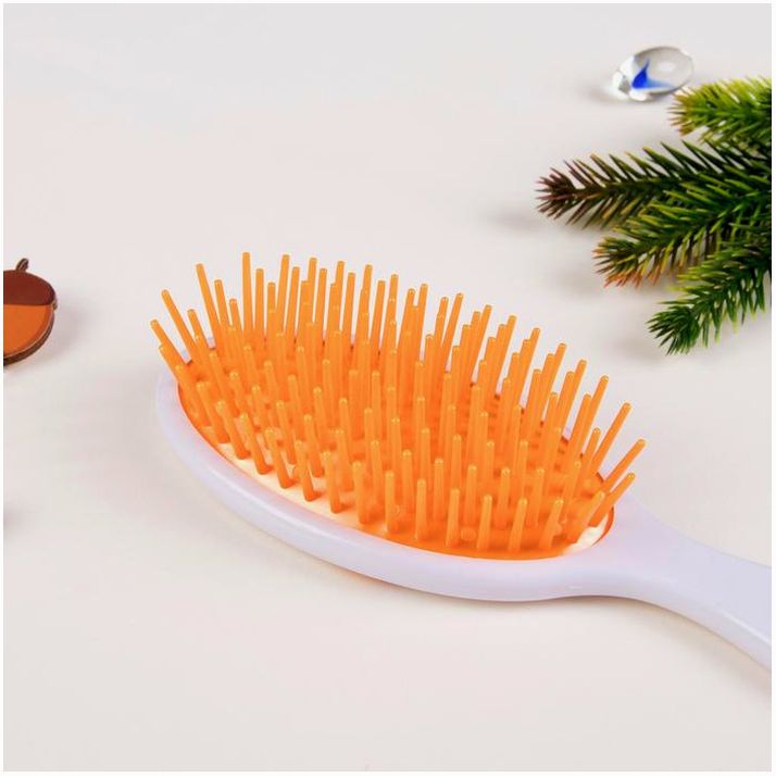 Картинка Расчёска массажная, 5,5 ? 17 см, рисунок МИКС (№3718966) от магазина Мир детей Товары для Новорожденных