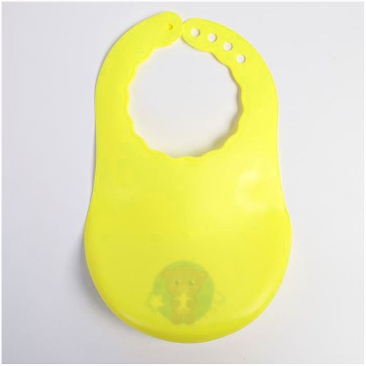 Картинка Нагрудник для кормления «Мишутка» пластиковый с карманом, цвет желтый (№3268118) от магазина Мир детей Товары для Новорожденных