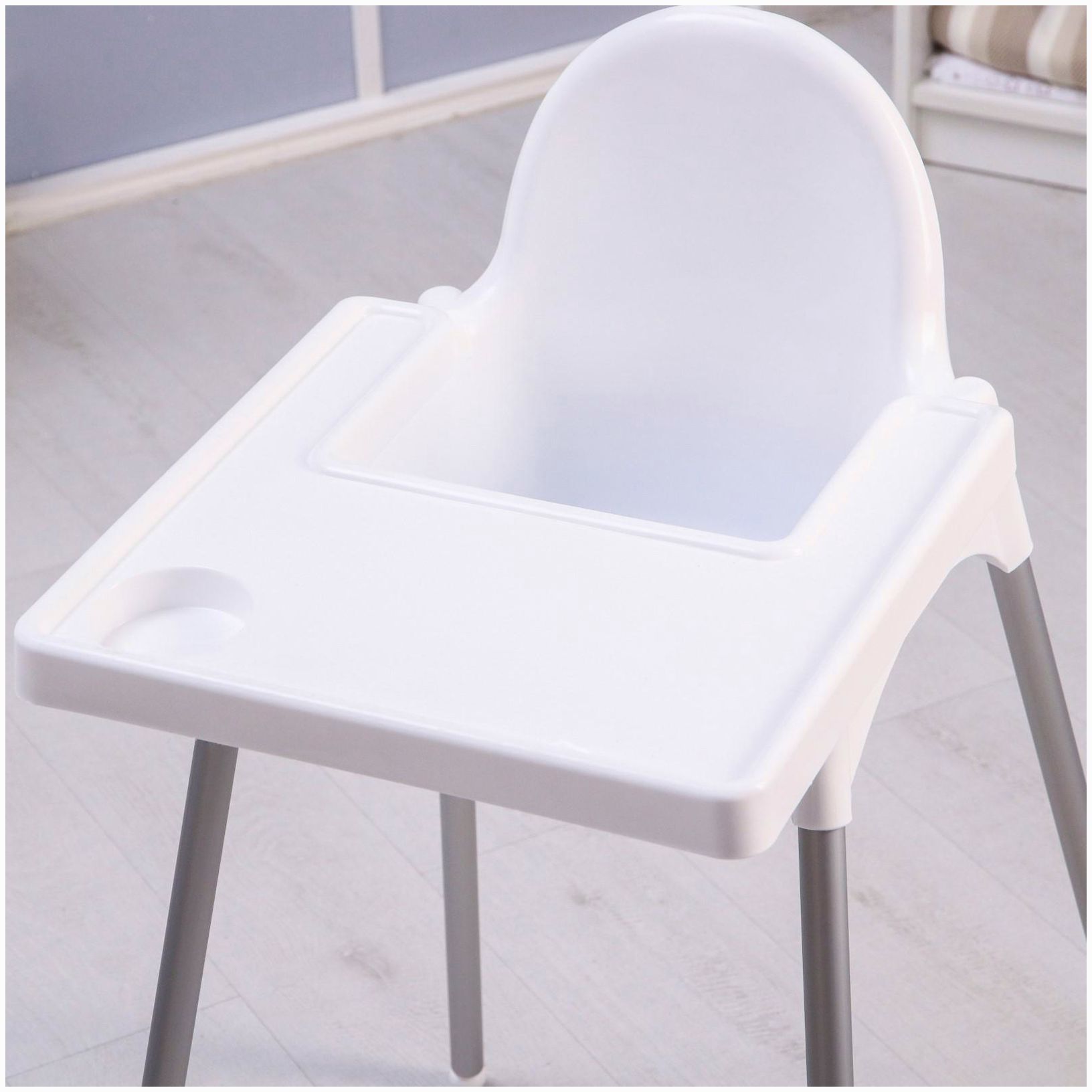 № 2387939 Стульчик для кормления пластиковый, цвет белый