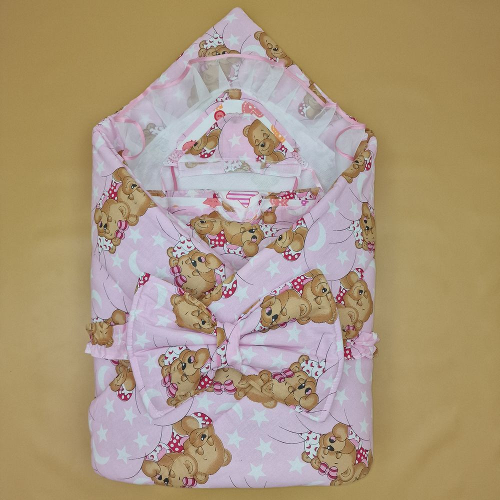 Комплект на выписку 11 пр: одеяло+уголок+2 пеленки+3 распашонки+3 чепчика+бант артикул анонс 1887б-1-1_о