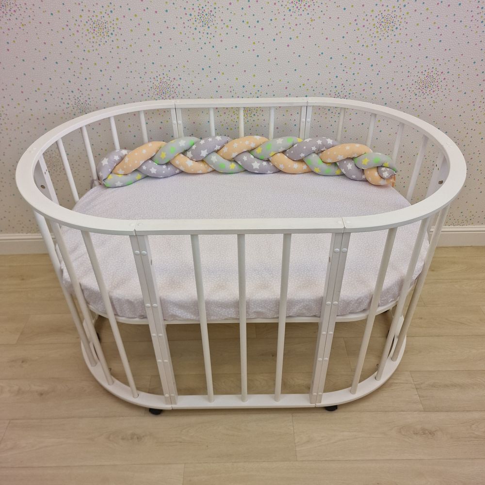 Картинка Бортик - "Коса 3х" (бязь + синтепух) (№984б) цвета в ассортименте от магазина Мир детей Товары для Новорожденных