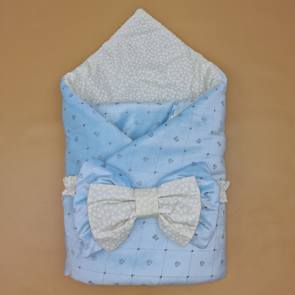 Комплект на выписку 2 пр: одеяло+бант (двухсторонний) артикул анонс 1876в-0-1_м_21