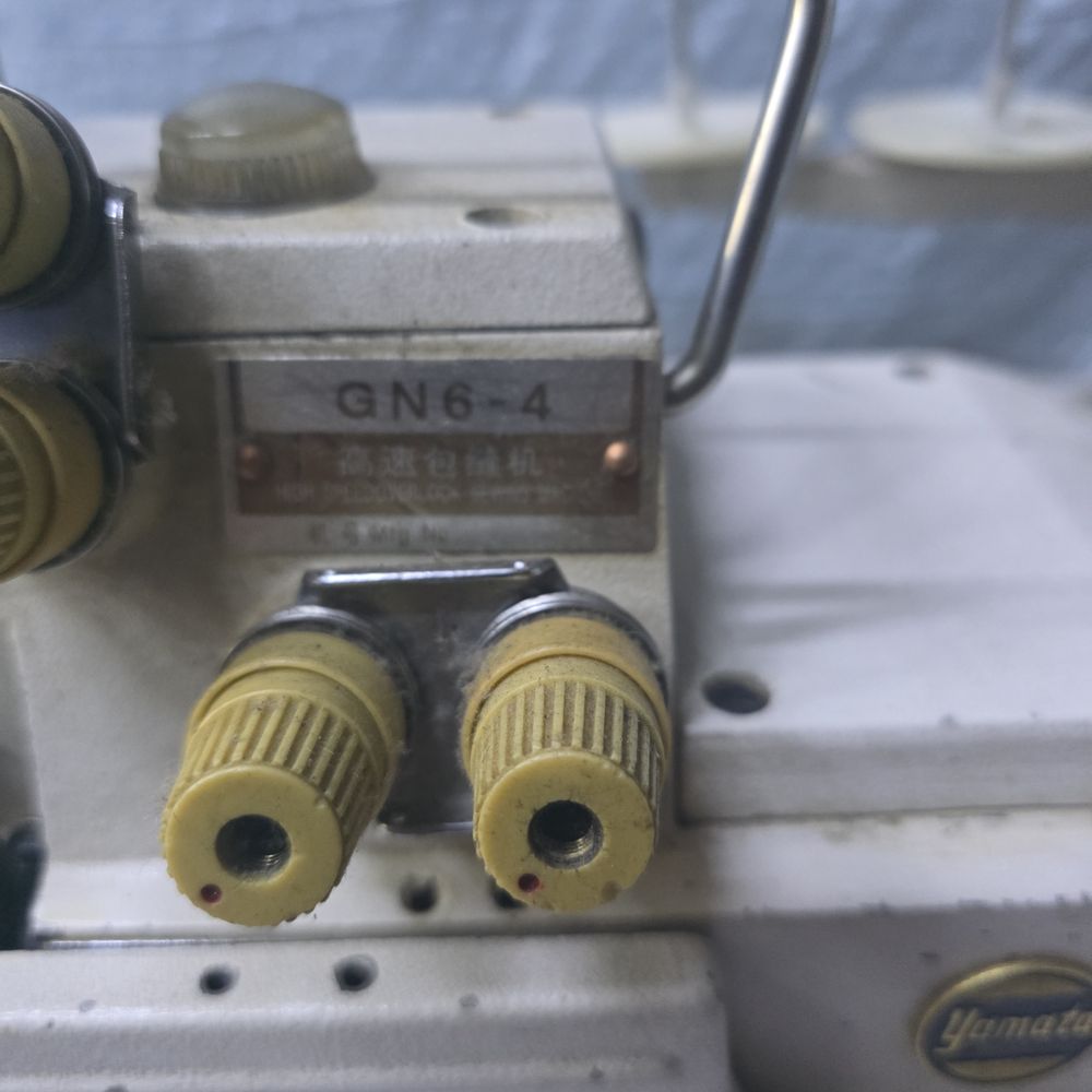 Картинка Оверлок 4 нити (Швейное оборудование) (№Оверлок2) от магазина Мир детей Товары для Новорожденных