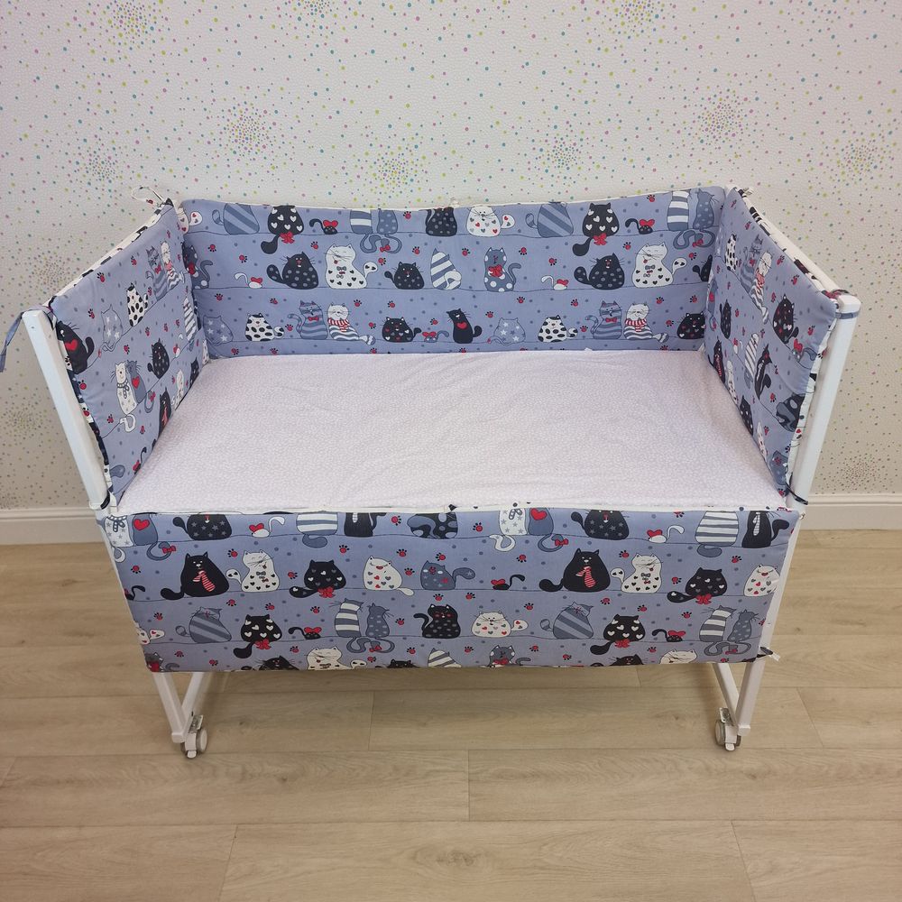 Картинка Бортик из 4 (2дл+2пр) подушек по всему периметру кроватки (бязь + синтепон) (№982) цвета в ассортименте от магазина Мир детей Товары для Новорожденных