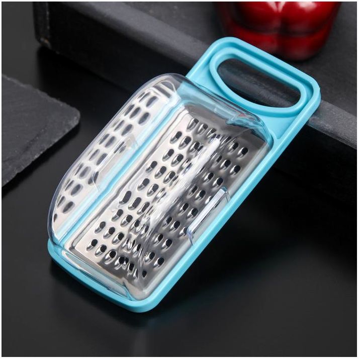 № 3945477 Тёрка с контейнером для детского питания Доляна «Алиса», 13?6?4 см, АБС-пластик, цвет МИКС