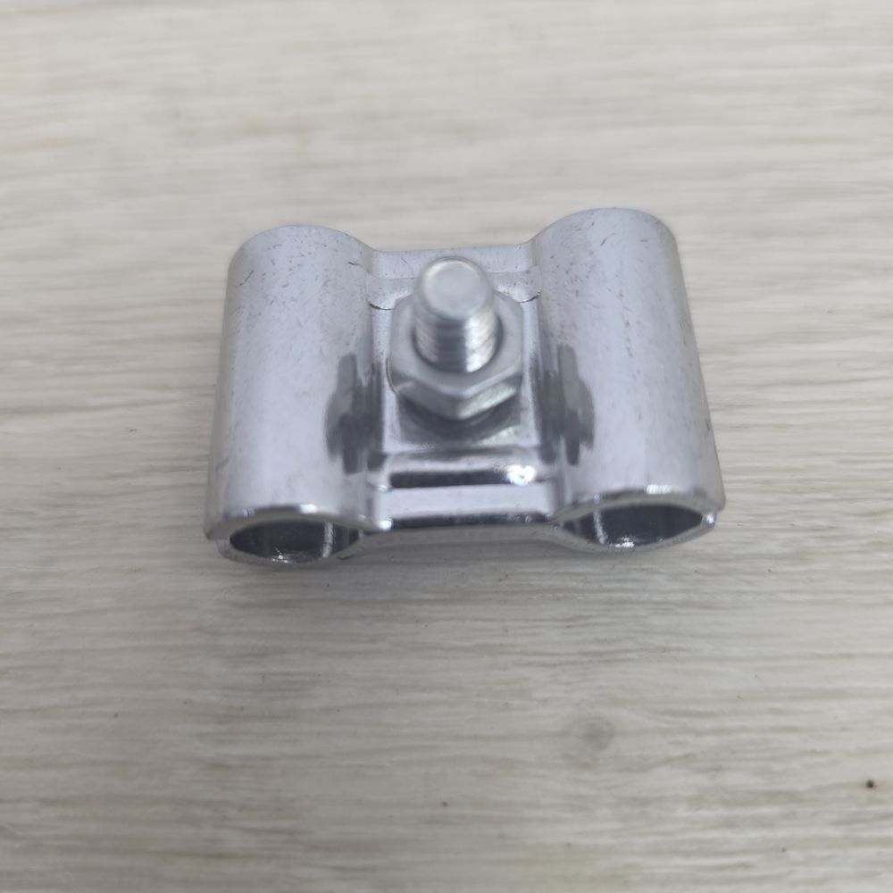 № крепРеш2 Крепление двух решеток (Торговое оборудование)