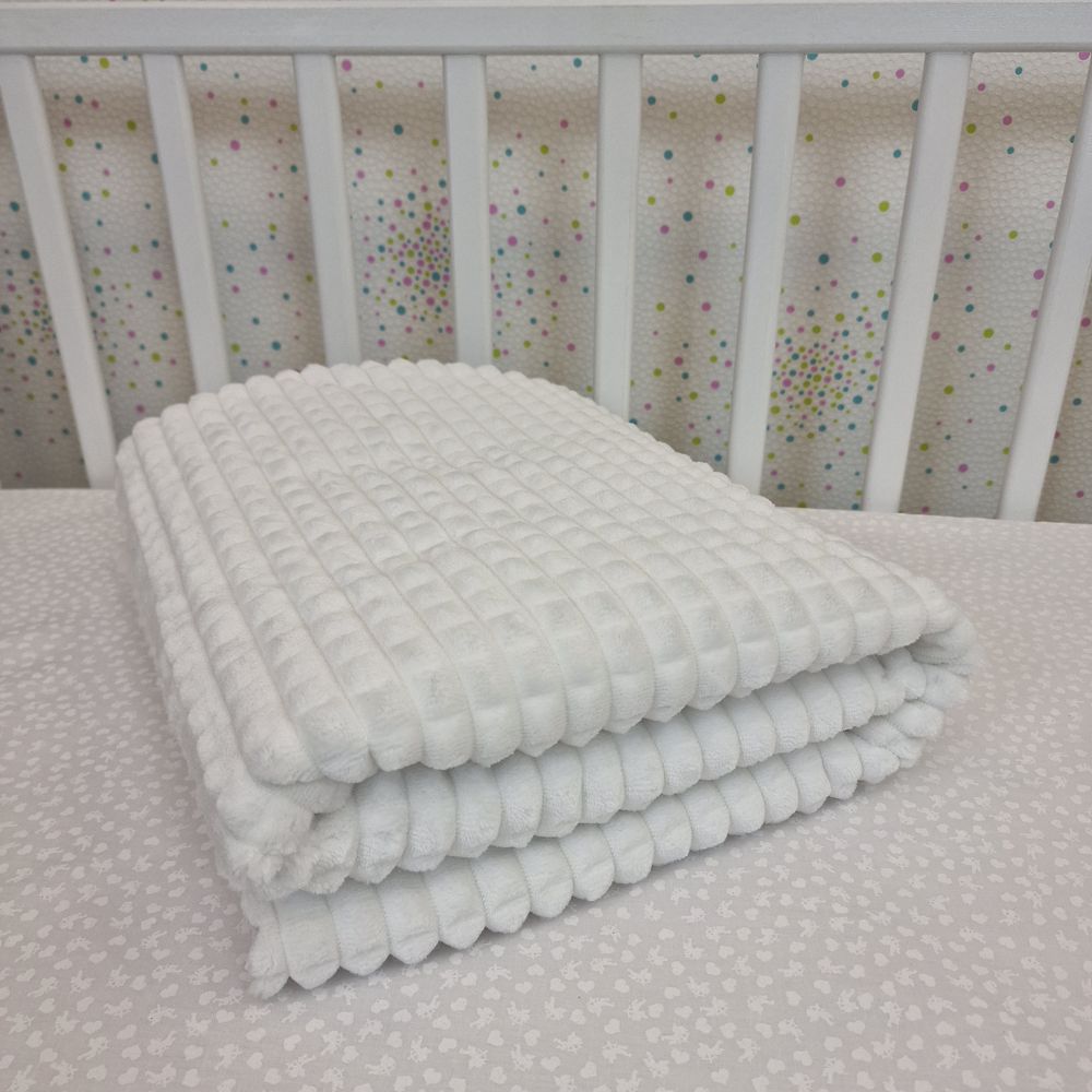 Одеяло (плюш/бязь) (синтепон 150 гр/кв.м) артикул анонс 180о-00-1_04