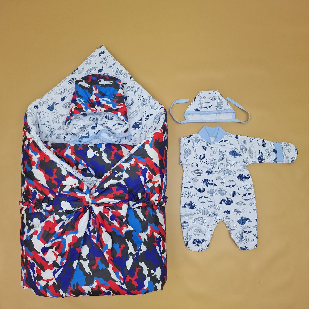 Комплект на выписку 5 пр: одеяло+комбинезон+шапочка+чепчик+бант артикул анонс 1892д-2-2_к_40