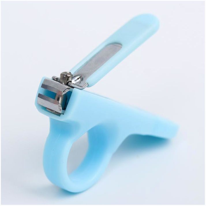Картинка Детский маникюрный набор: безопасные ножницы с колпачком, щипчики, пилочка, от 0 мес., цвет голубой (№2315244) от магазина Мир детей Товары для Новорожденных
