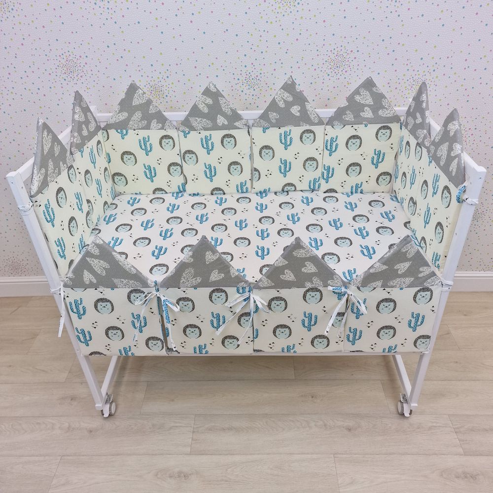 Бортик из 12 подушек по всему периметру кроватки (бязь + пенополиуретан) 