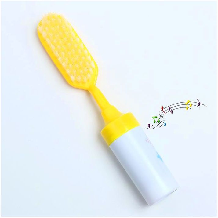 Картинка Расчёска детская с погремушкой + массажная щётка для волос, от 0 мес., цвет жёлтый (№2272532) от магазина Мир детей Товары для Новорожденных